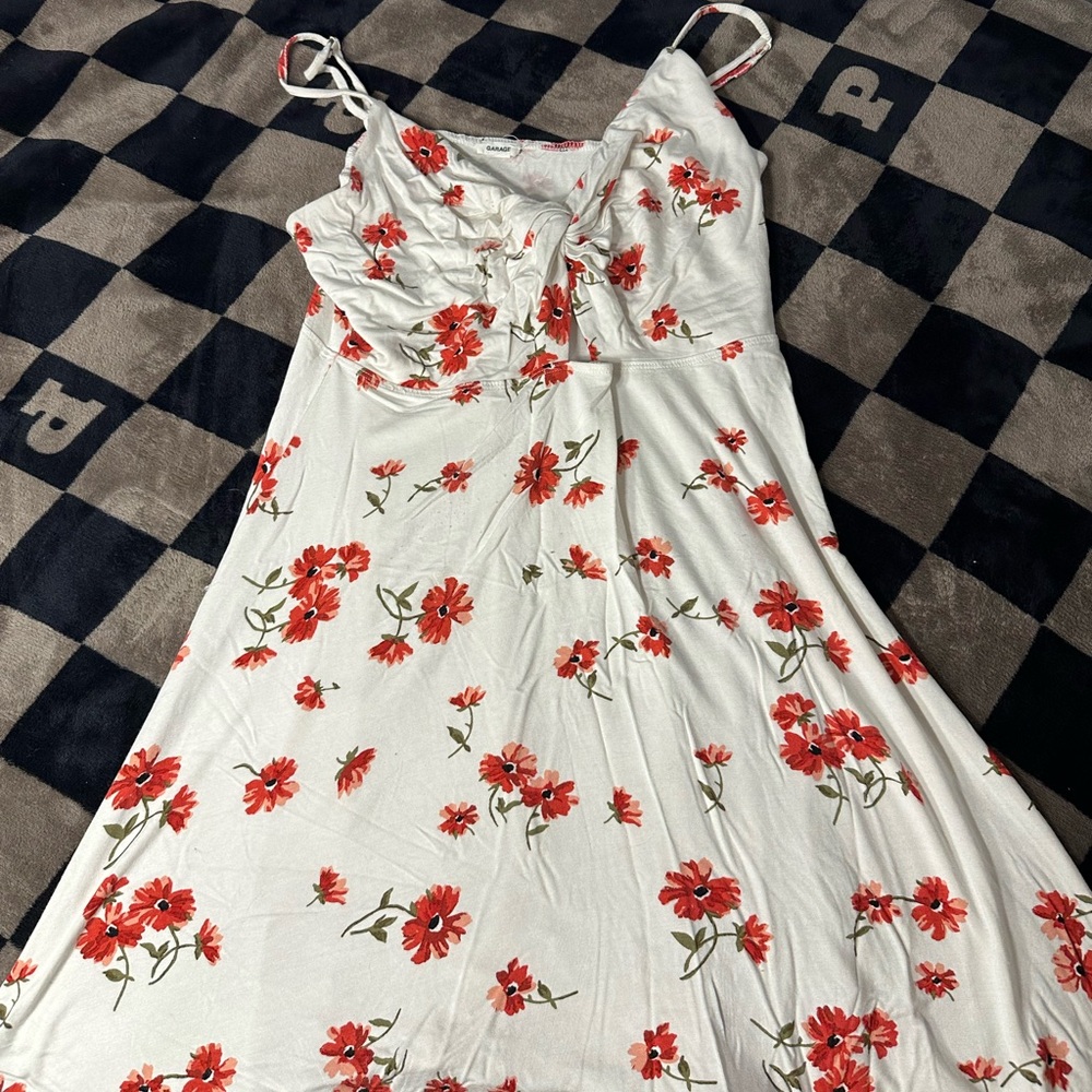 Garage women’s white and red floral printed wrap mini dress size large
